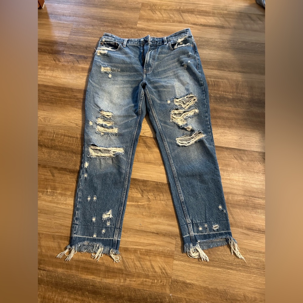 Abercrombie & Fitch Annie High Rise Girlfriend Jeans